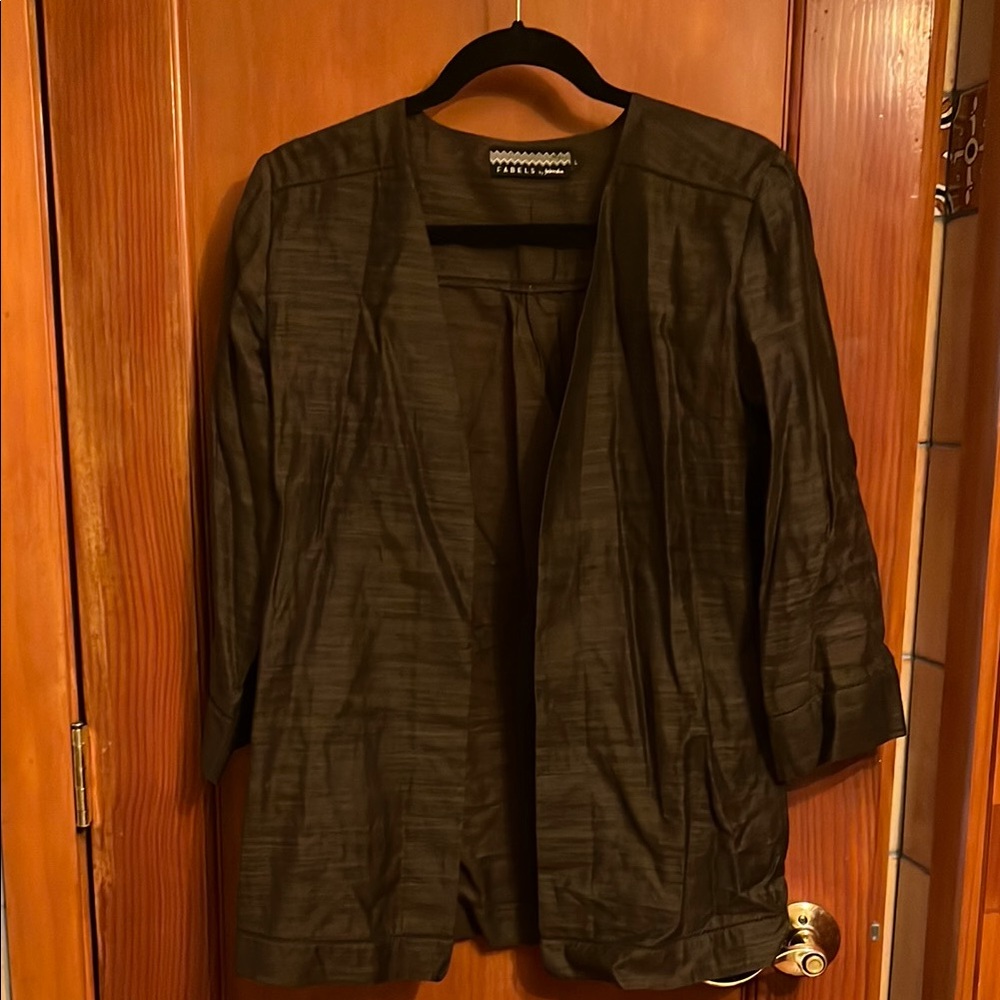 Black Blazer with Relaxed Silhouette and Three-Quarter Sleeves